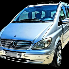 Mercedes-Benz Viano 2004
