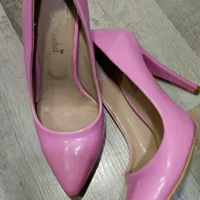 Лаковые туфли