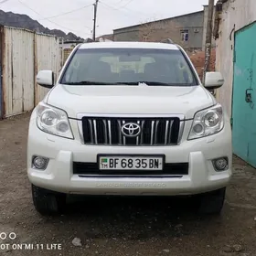 Toyota Land Cruiser Prado 2013
