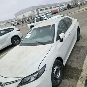 Toyota Camry 2023