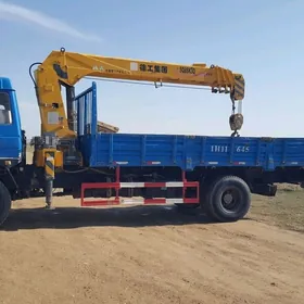 Dongfeng Special Truck 2013