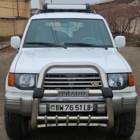 Mitsubishi Montero 1995