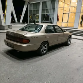 Toyota Camry 1995