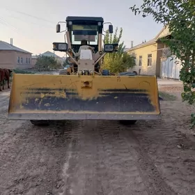 Lugong CLG4180D 2011