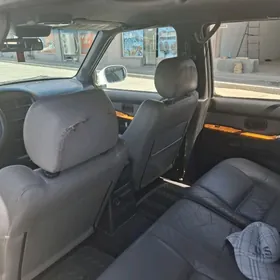 Nissan Pathfinder 1999