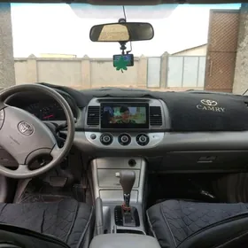 Toyota Camry 2005