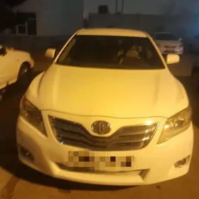 Toyota Camry 2010
