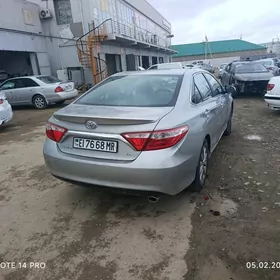 Toyota Camry 2015