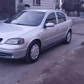Opel Astra 2003