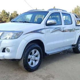 Toyota Hilux 2012