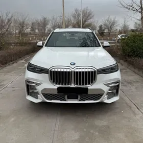 BMW X7 2021
