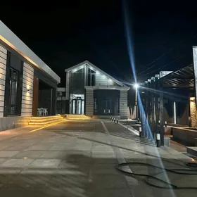   Ahal köçe | Hi-Tech House