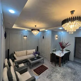 1 мкр тц. Аркач 4 комнаты