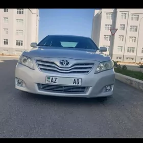 Toyota Camry 2011