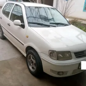 Volkswagen Polo 2001