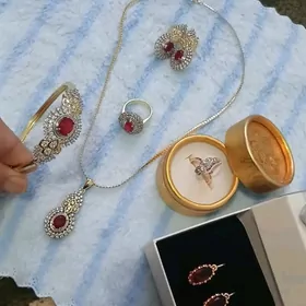 Komplekt,gadym gulaksyrga yuzu