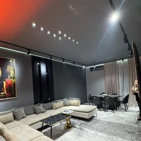 Centr Beyik Potolok 3 Kom