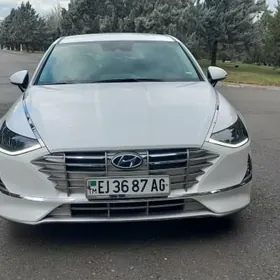 Hyundai Sonata 2022