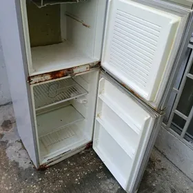 Холодилник