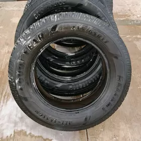 Tekerler 235.65.17. Godyer