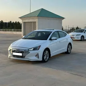 Hyundai Elantra 2019