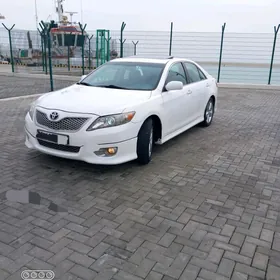 Toyota Camry 2011