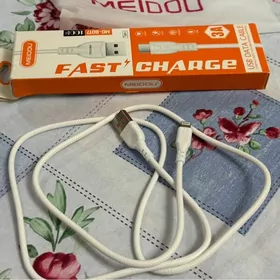 Täze kabel iPhone zaryadnik