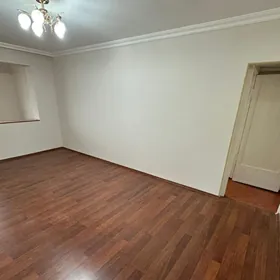 4 Mkr 3 Komnat 4/3 etaz