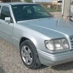 Mercedes-Benz C320 1995