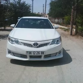 Toyota Camry 2012