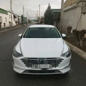 Hyundai Sonata 2021