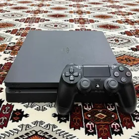 PS4 Slim
