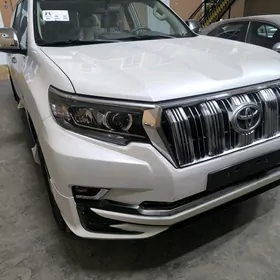 Toyota Land Cruiser Prado 2023