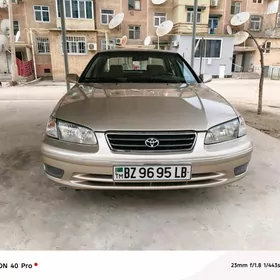 Toyota Camry 2001