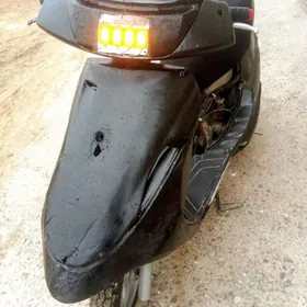 Yamaha Artistic 2005