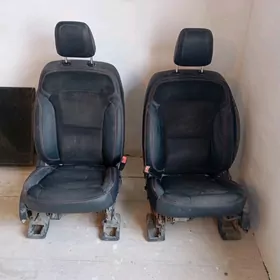 Fort. Ehsplorer. Sidenya