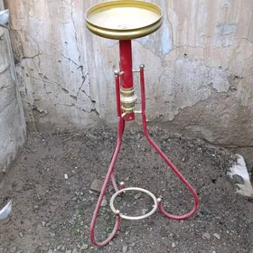 Напольная подставка для цветов