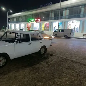 Lada 2104 1987
