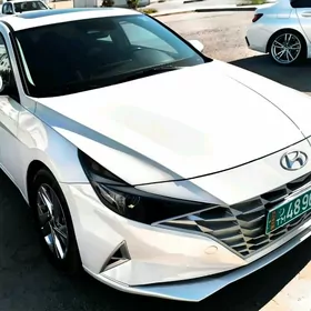 Hyundai Elantra 2021