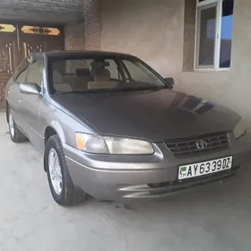 Toyota Camry 1998
