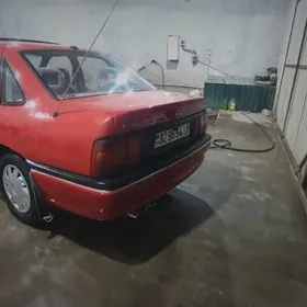 Opel Vectra 1990
