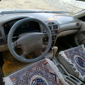 Toyota Corolla 2000