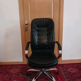 kreslo koza aylanyan