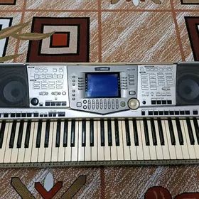 Yamaha psr 2000