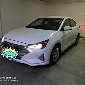 Hyundai Elantra 2019
