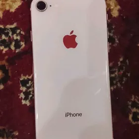 iPhone 8 bilen 9a