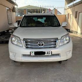 Toyota Land Cruiser Prado 2011