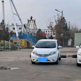 Nissan Versa Note 2019