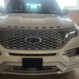 Ford Explorer 2023