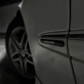 Mercedes-Benz E320 2002